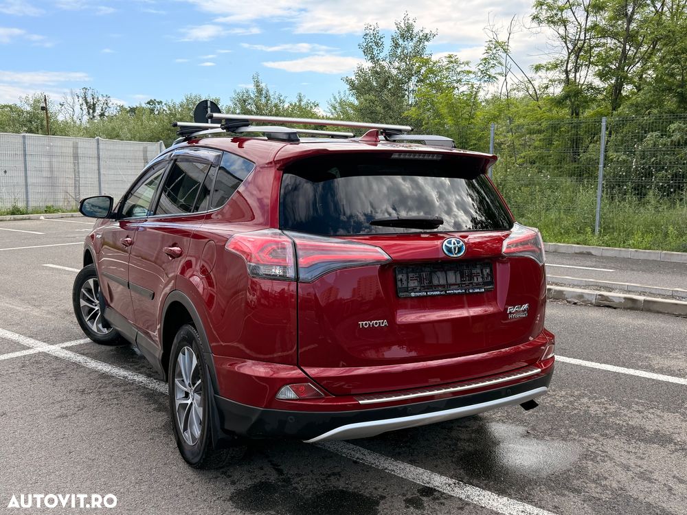Toyota RAV4 - 12