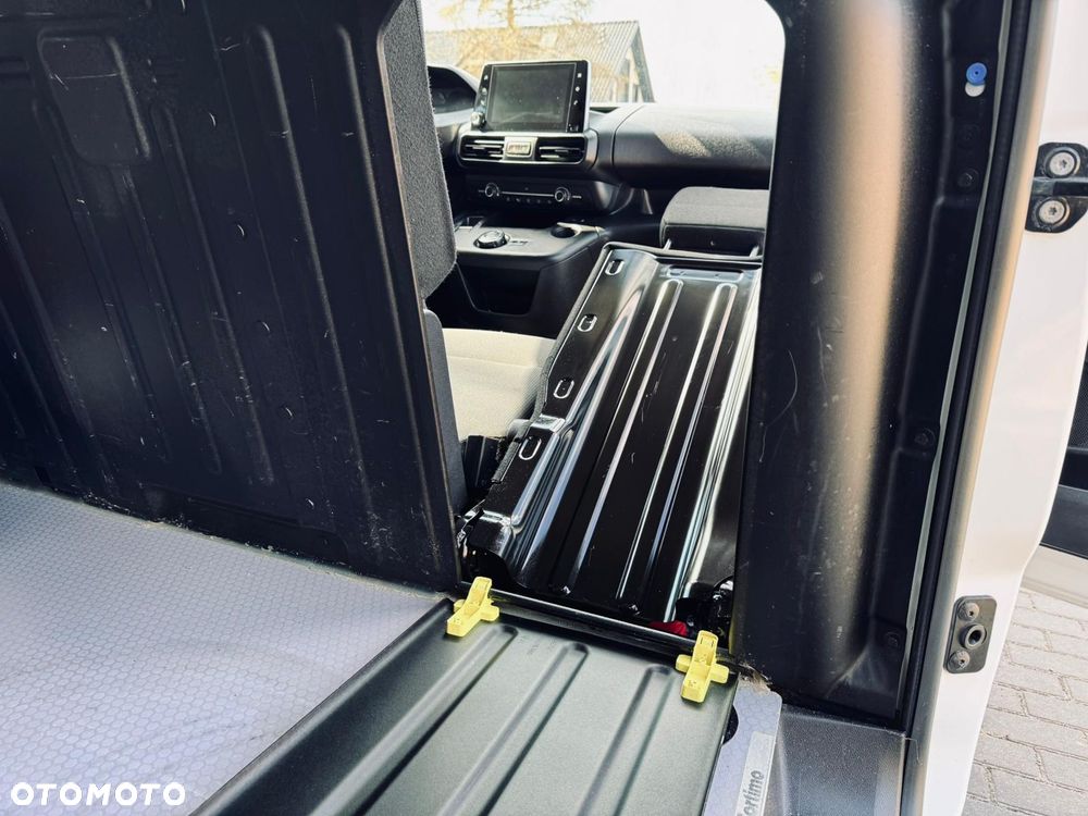 Peugeot PARTNER L1 AUTOMAT - 37