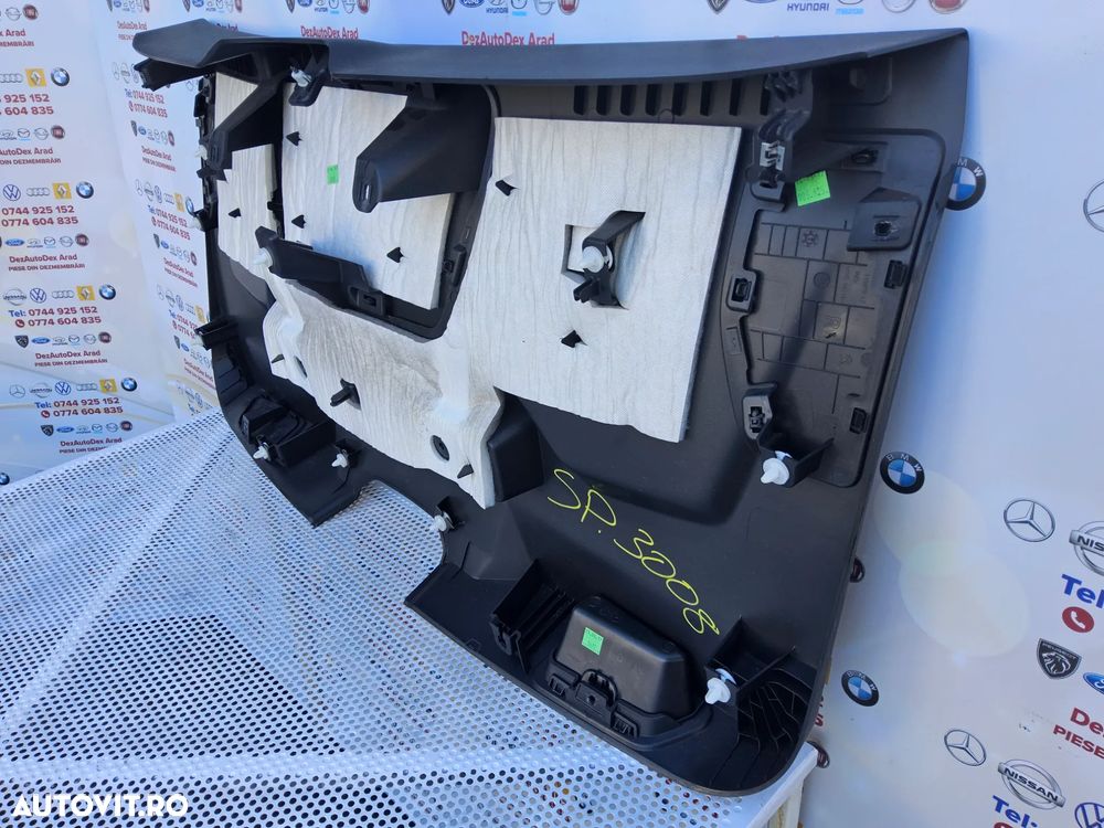 Capitonaj haion Peugeot 3008 an 2016-2024 interior haion Peugeot 3008 - 6