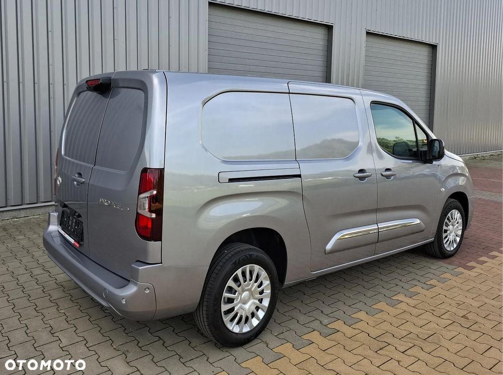 Toyota Proace City - 4