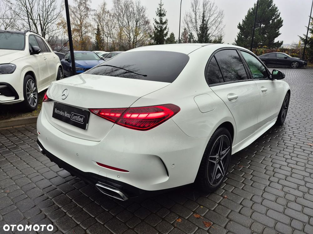 Mercedes-Benz Klasa C 180 mHEV - 12