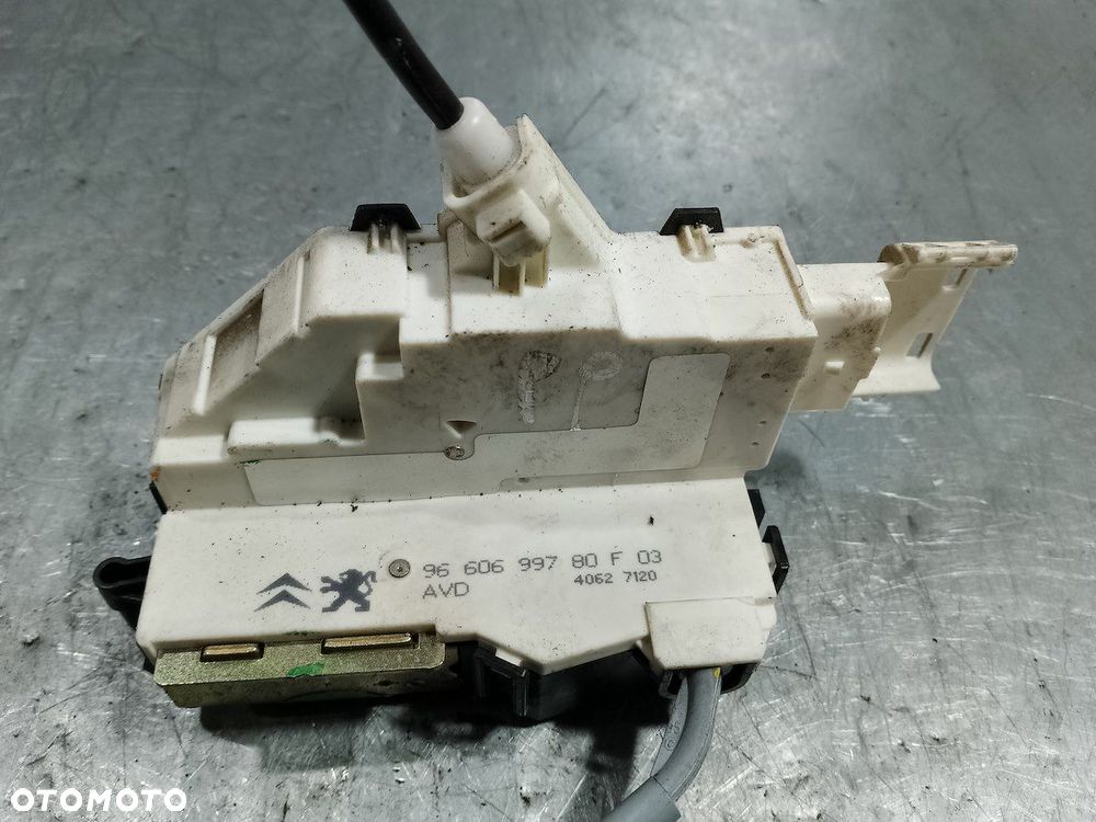 ZAMEK DRZWI PRAWY PRZÓD CITROEN C4 9660699780F - 3