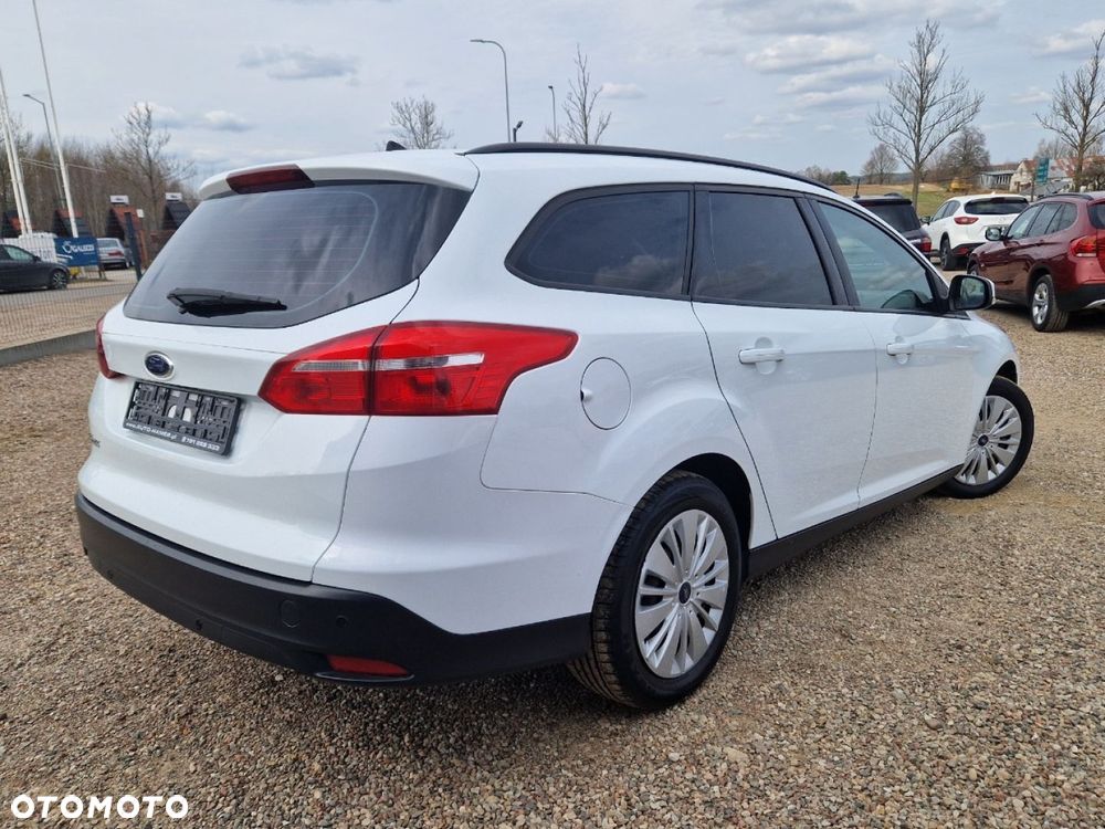 Ford Focus 1.6 TI-VCT Champions Edition - 2