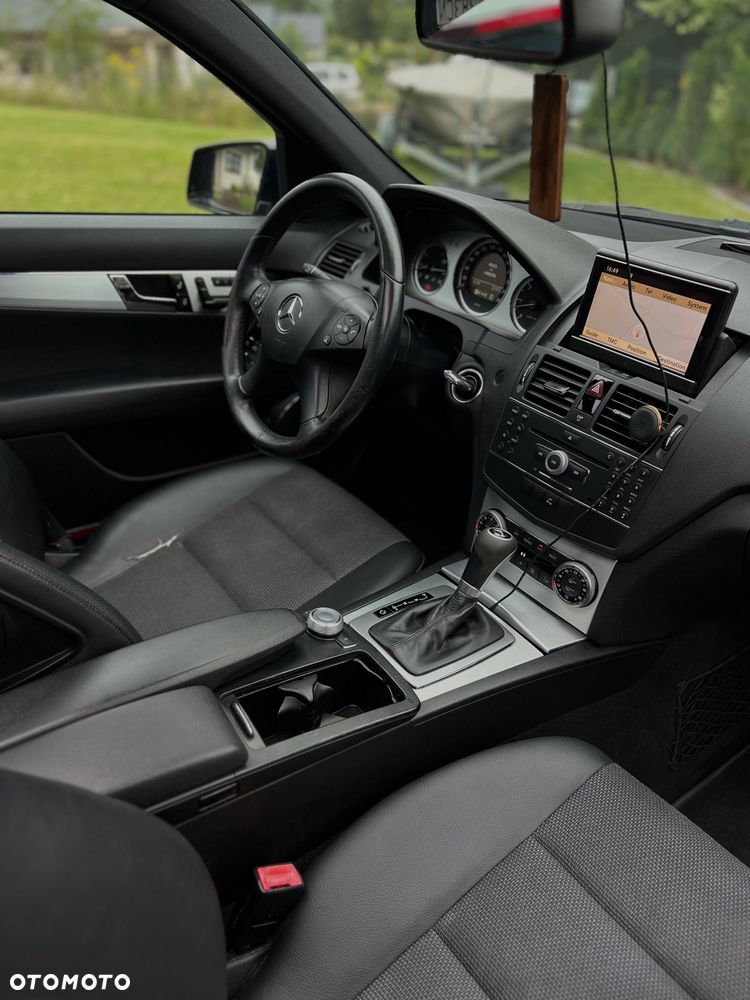 Mercedes-Benz Klasa C 320 CDI Avantgarde 4-Matic - 7