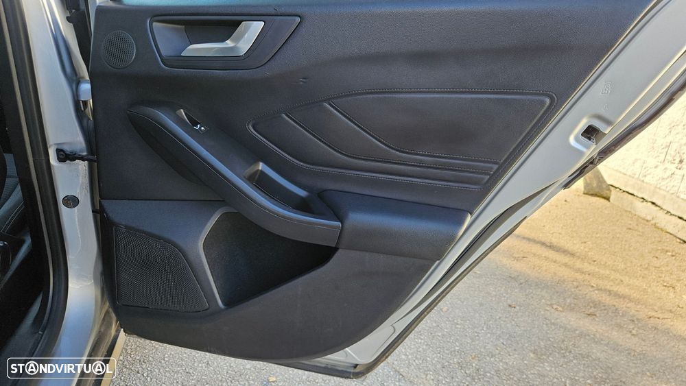 Ford Focus SW 1.0 SCTi Titanium Aut. - 30