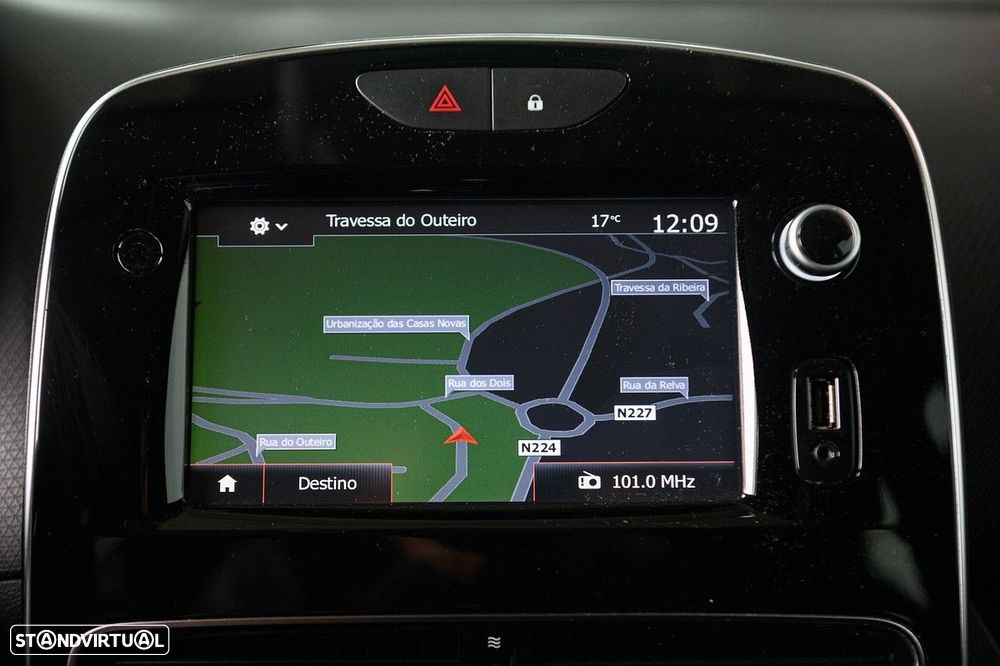 Renault Clio 1.5 dCi Zen - 38