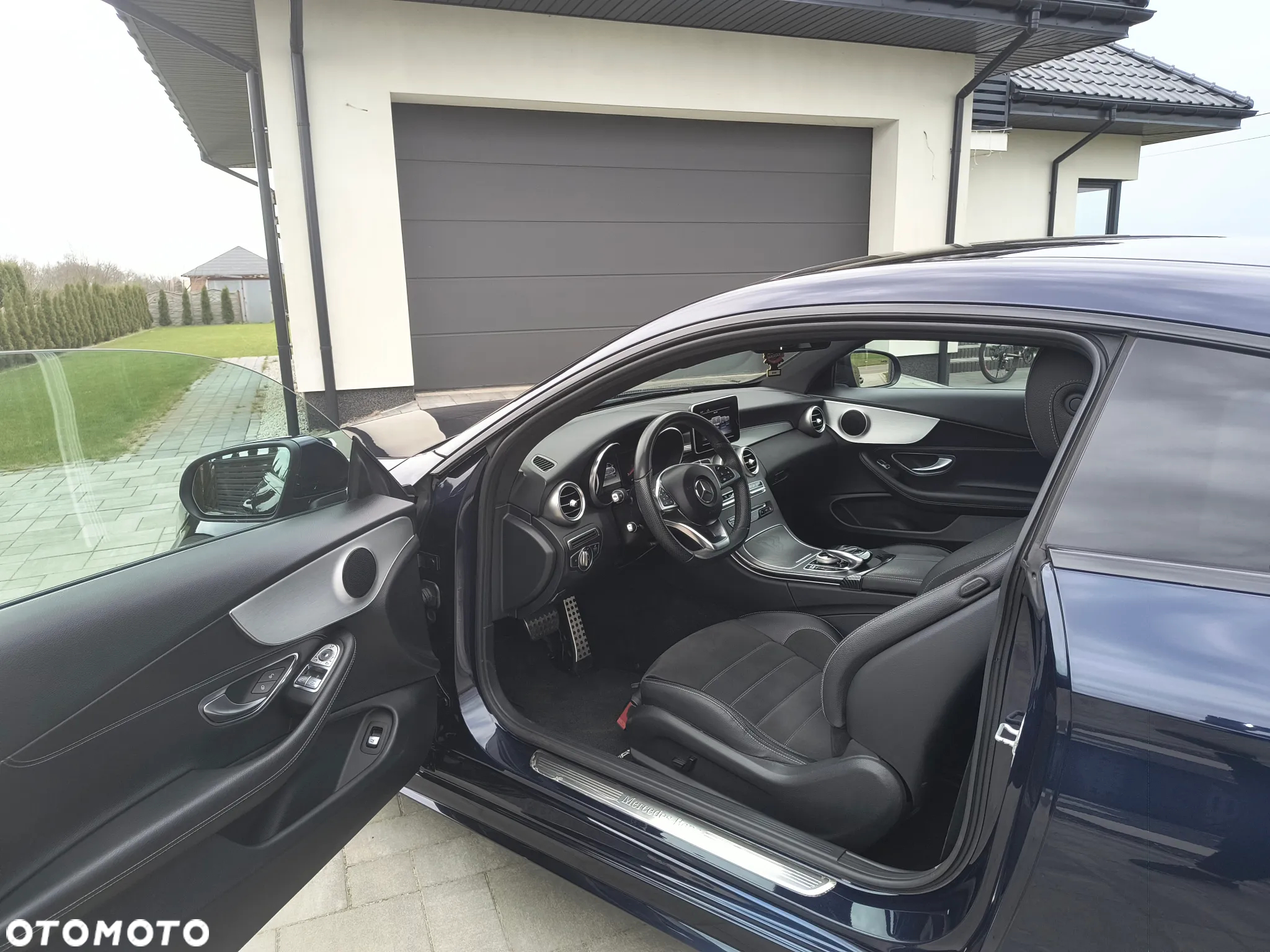 Mercedes-Benz Klasa C 220 d Coupe 9G-TRONIC AMG Line - 14