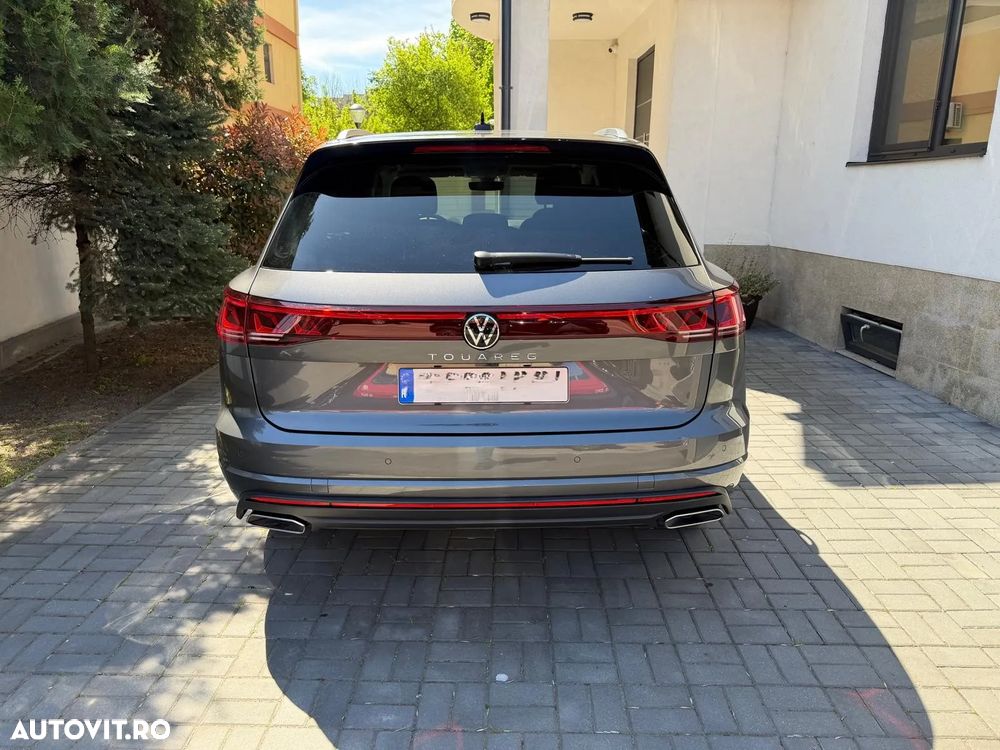 Volkswagen Touareg V6 TDI 4MOTION Elegance - 3