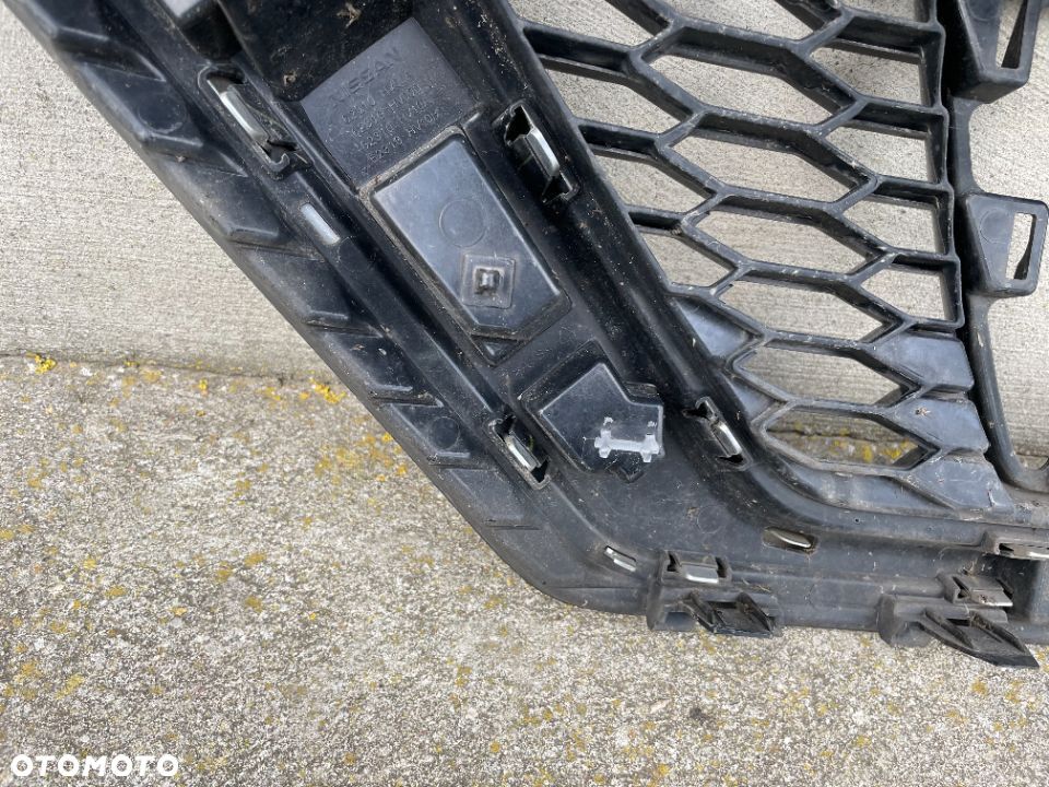 ATRAPA,GRIL NISSAN QASHQAI II J11 LIFT 2017-- - 5