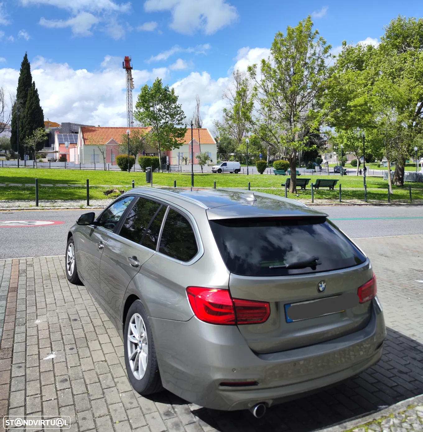BMW 318 d Touring Line Luxury Auto - 15