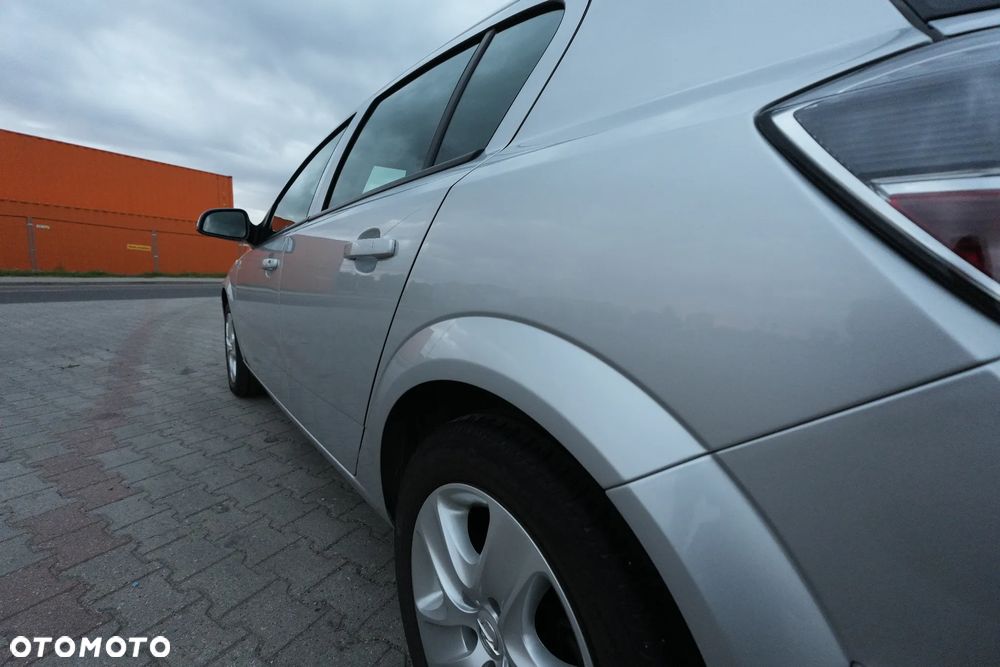 Opel Astra - 11