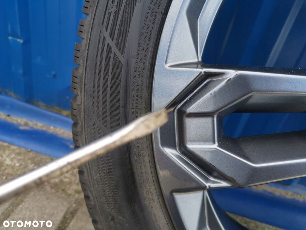 BMW X1 U11 X2 U10 ET42 5A661A8 KOLA FELGI ALUFELGI OPONY 195/55R19 6.5J - 14