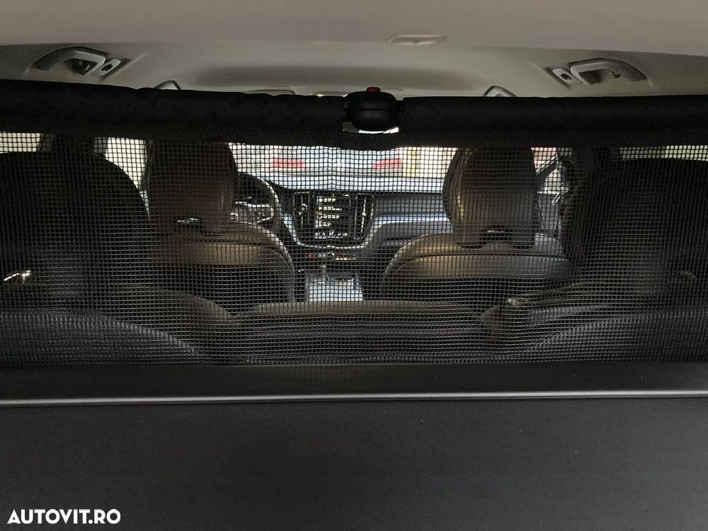 Volvo XC 60 D5 AWD Geartronic Inscription - 15