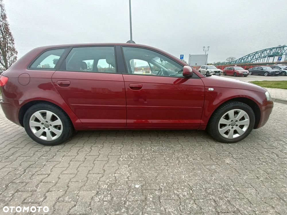 Audi A3 Sportback 2.0 FSI Attraction Tiptr - 4