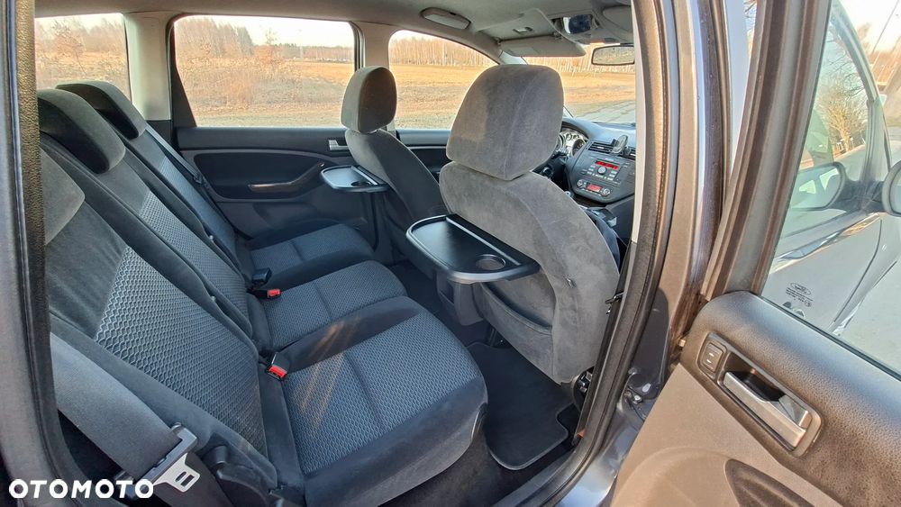 Ford Focus C-Max - 13