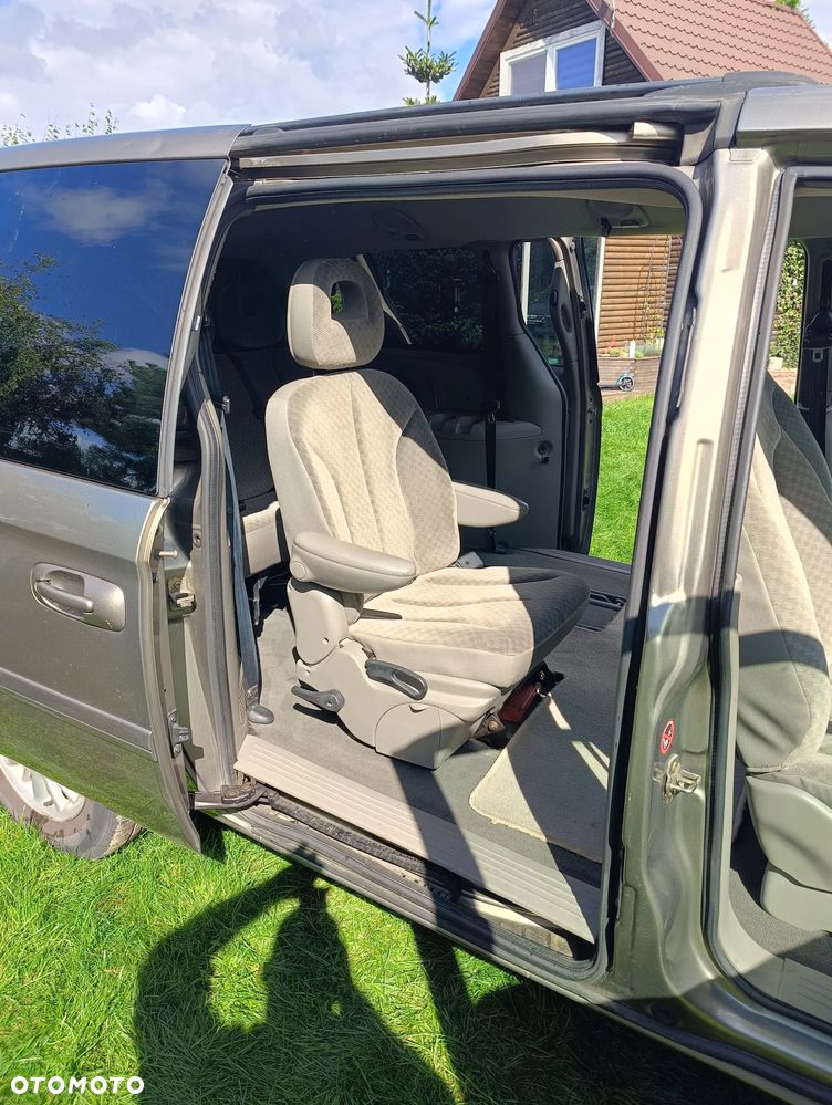 Chrysler Grand Voyager 2.8 CRD LX - 19