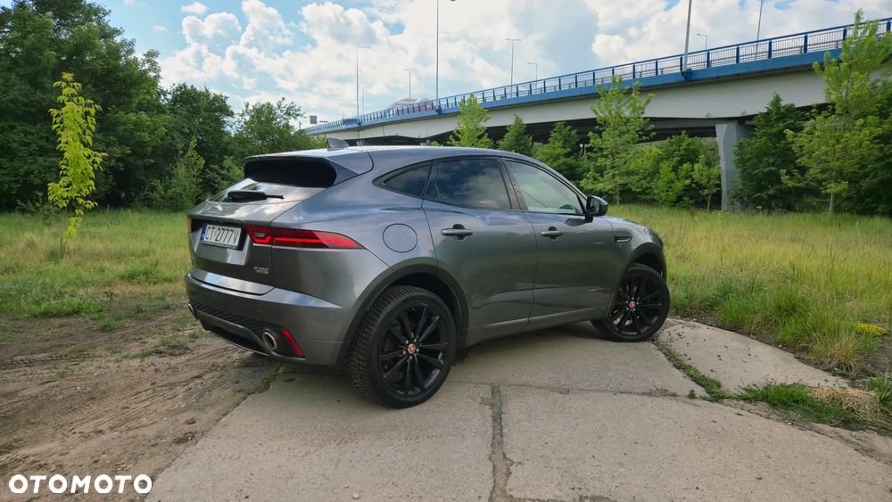 Jaguar E-Pace 2.0 i4D AWD R-Dynamic - 8