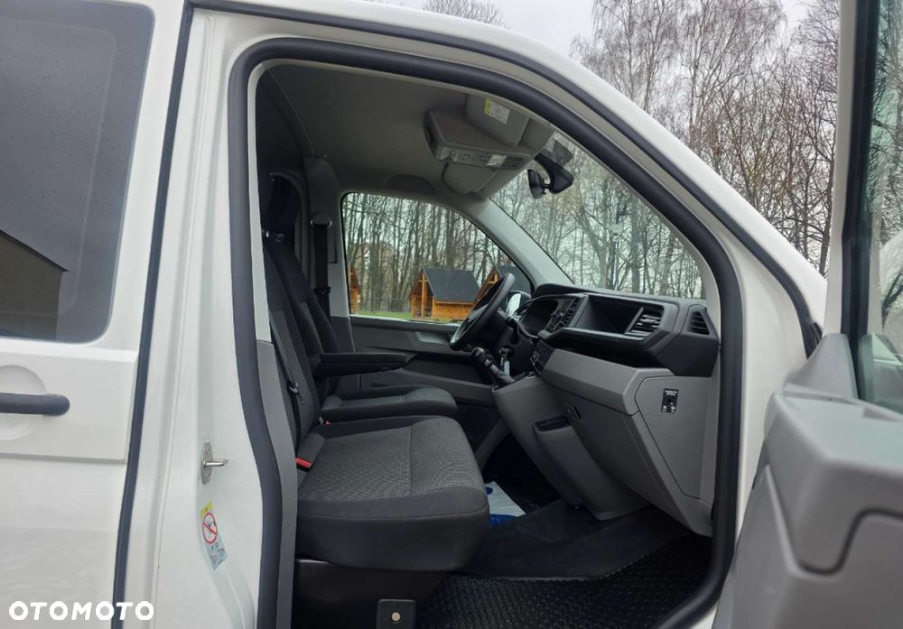 Volkswagen Transporter - 24