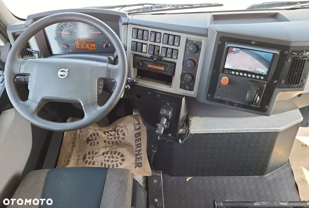 Volvo FE 320 śmieciarka trzyosiowa Zoeller 20m3 EURO 6 - 11