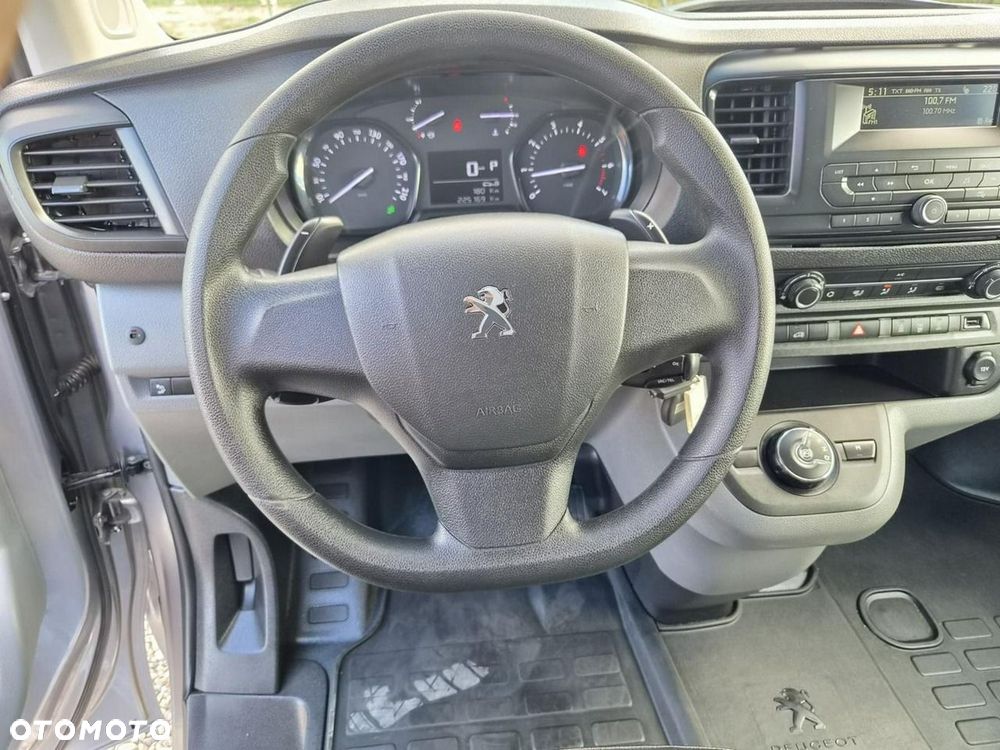 Peugeot Expert - 8