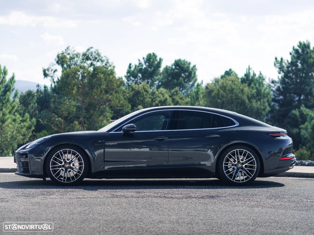 Porsche Panamera 4 E-Hybrid - 2