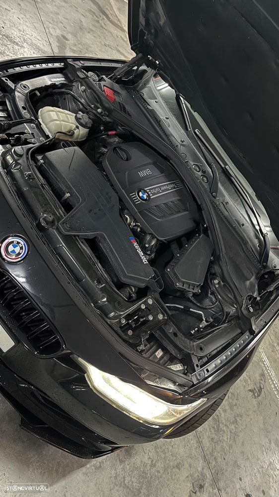 BMW 318 d Pack M - 18