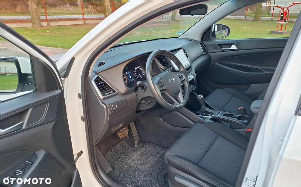 Hyundai Tucson 1.7 CRDI BlueDrive Style 2WD DCT - 24