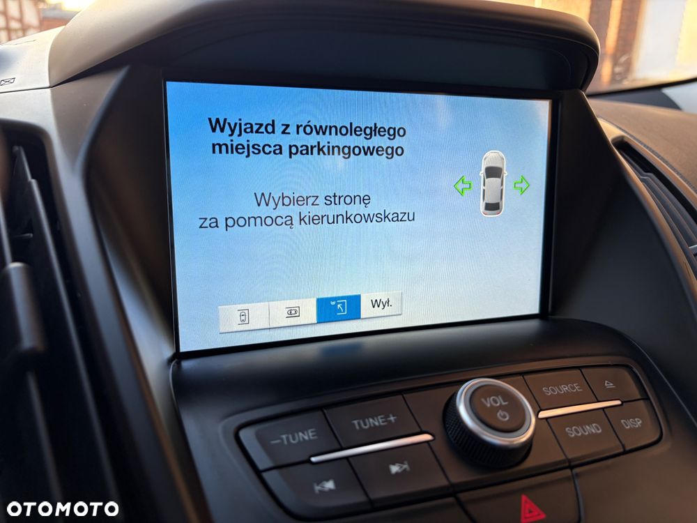 Ford Kuga 1.5 EcoBoost 2x4 Titanium - 32