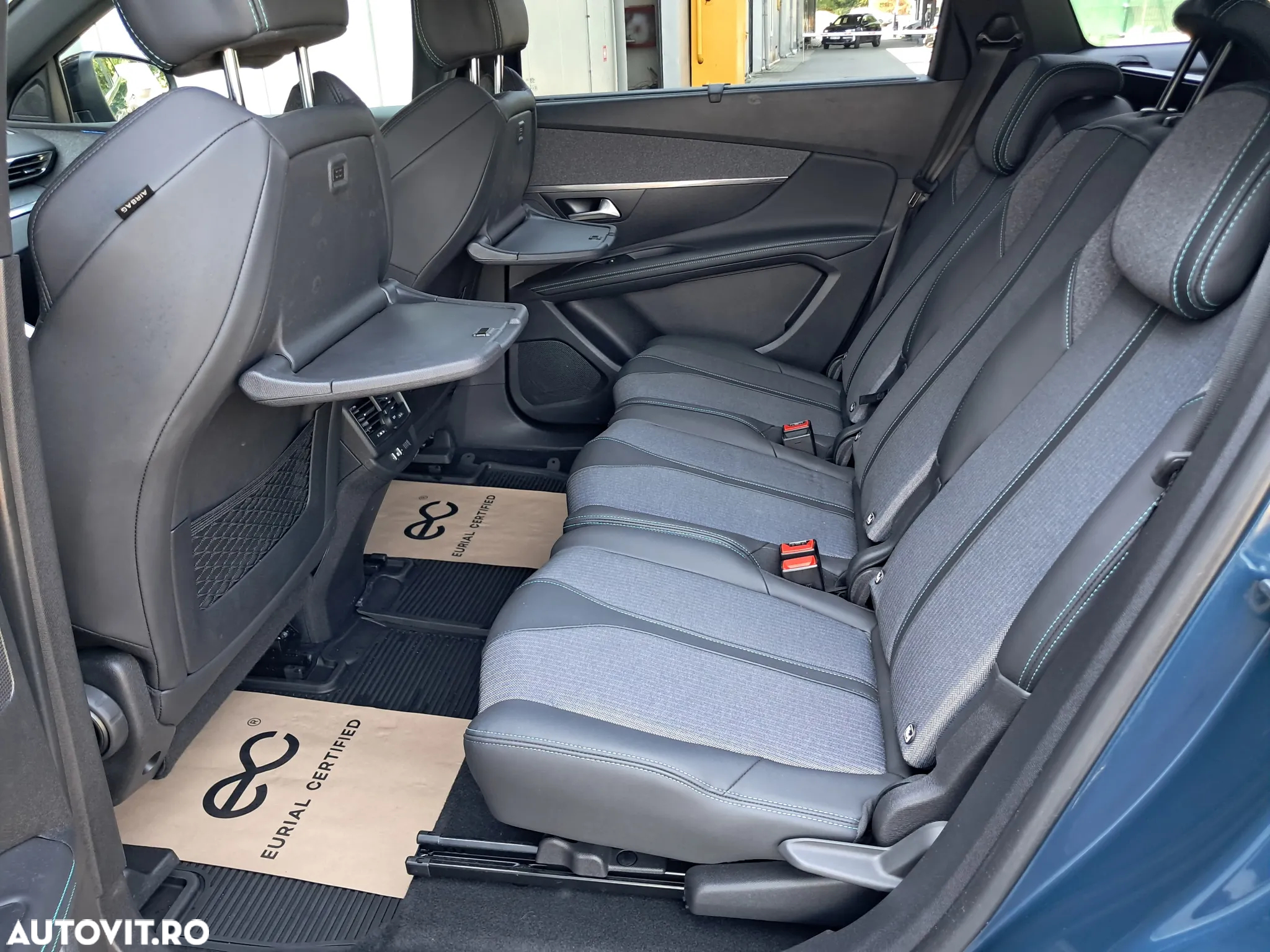 Peugeot 3008 1.5 BlueHDI 130 EAT8 Allure Pack - 11