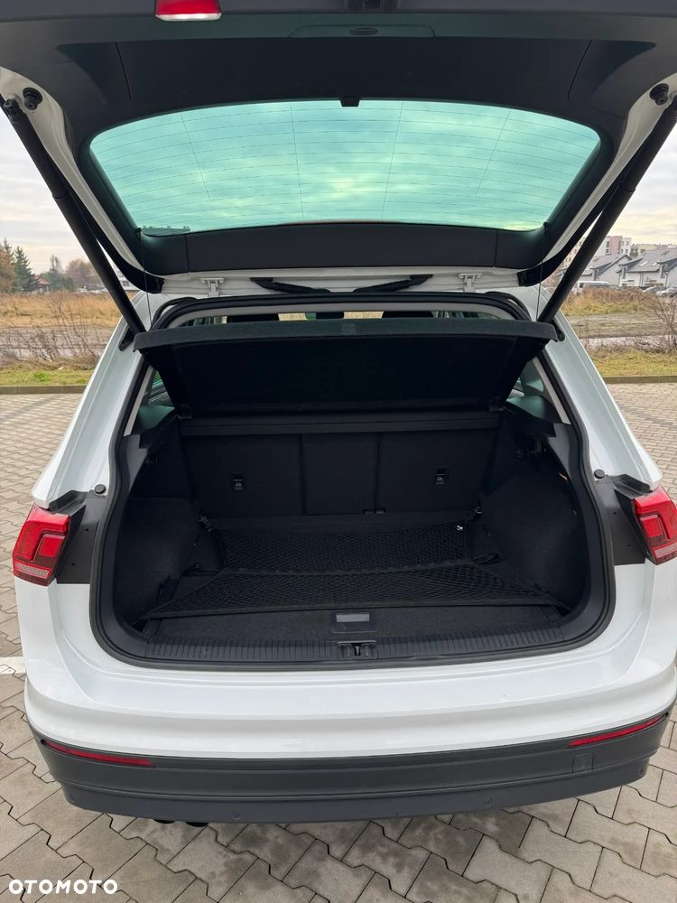 Volkswagen Tiguan - 9