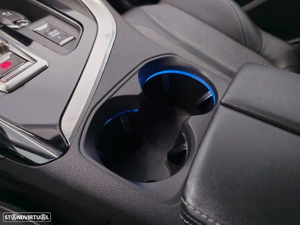 Peugeot 3008 1.5 BlueHDi Allure EAT8 - 27