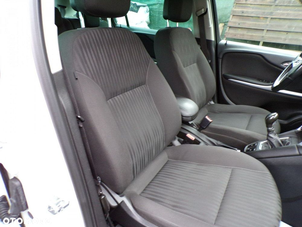 Opel Zafira - 32