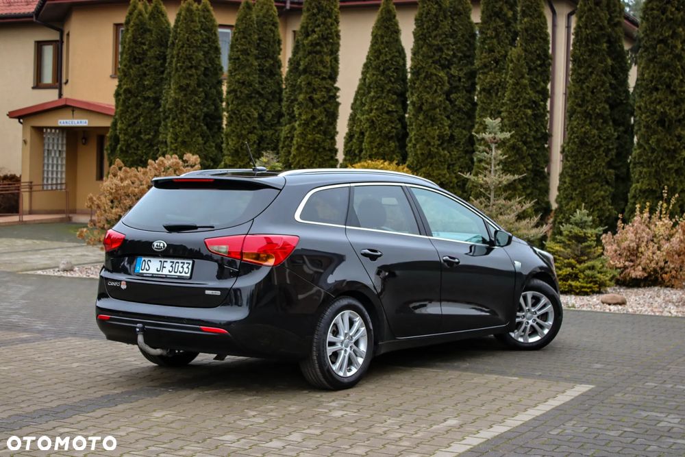 Kia Ceed 1.6 CRDi 128 Platinum Edition - 8