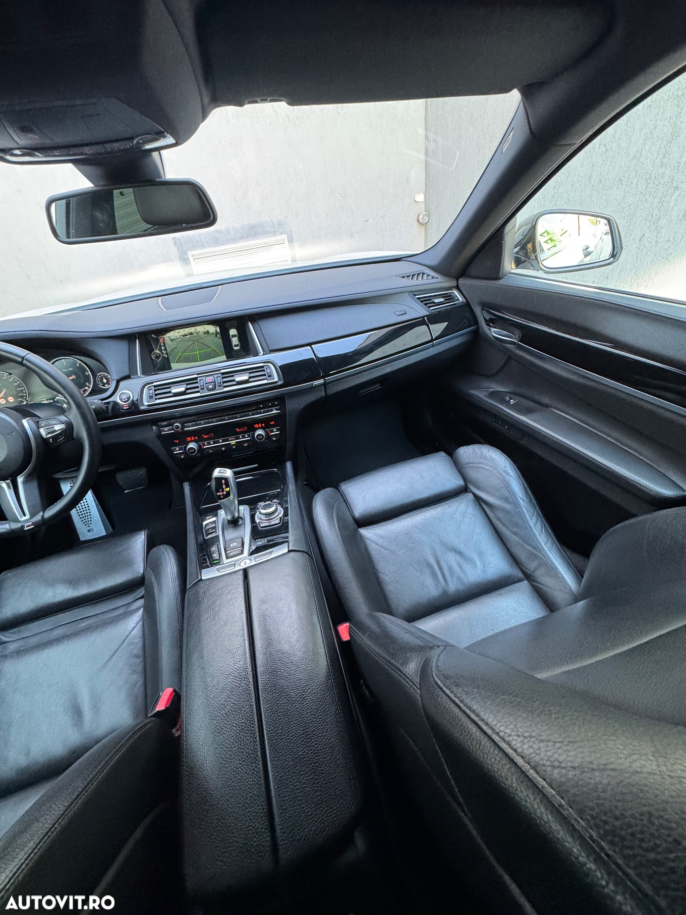 BMW Seria 7 - 24