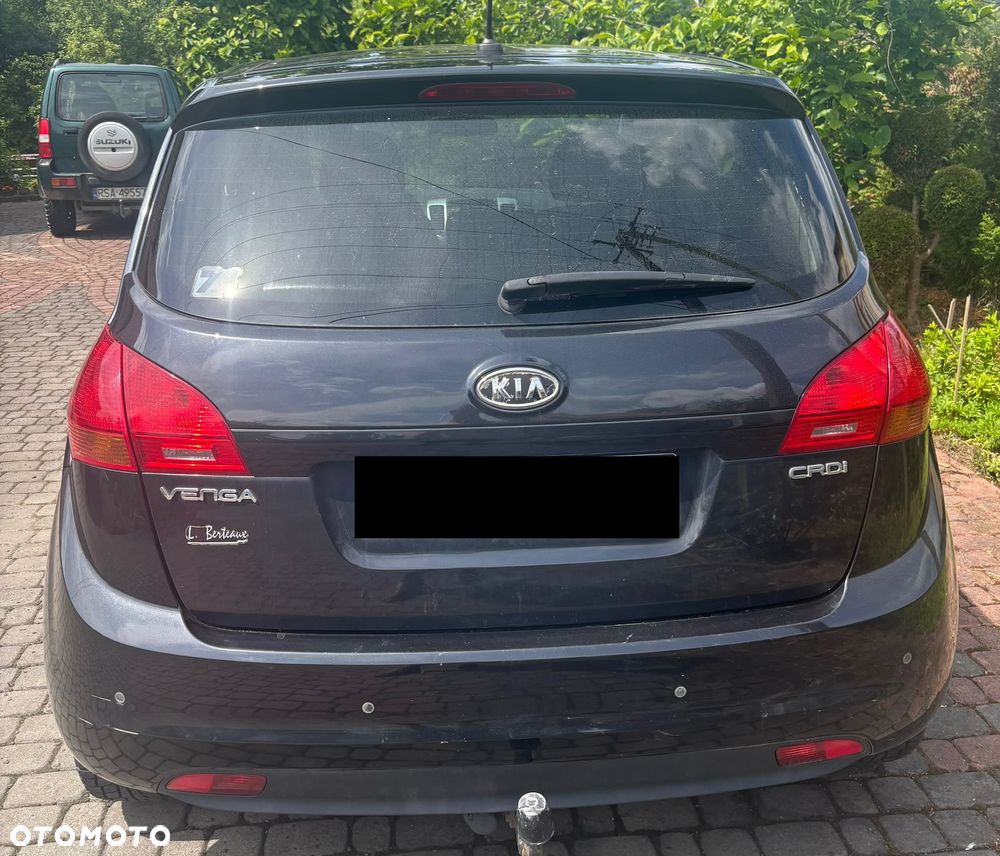 Kia Venga - 11