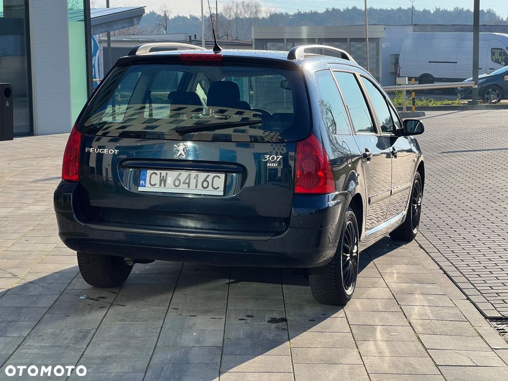 Peugeot 307 HDi 110 Premium - 6