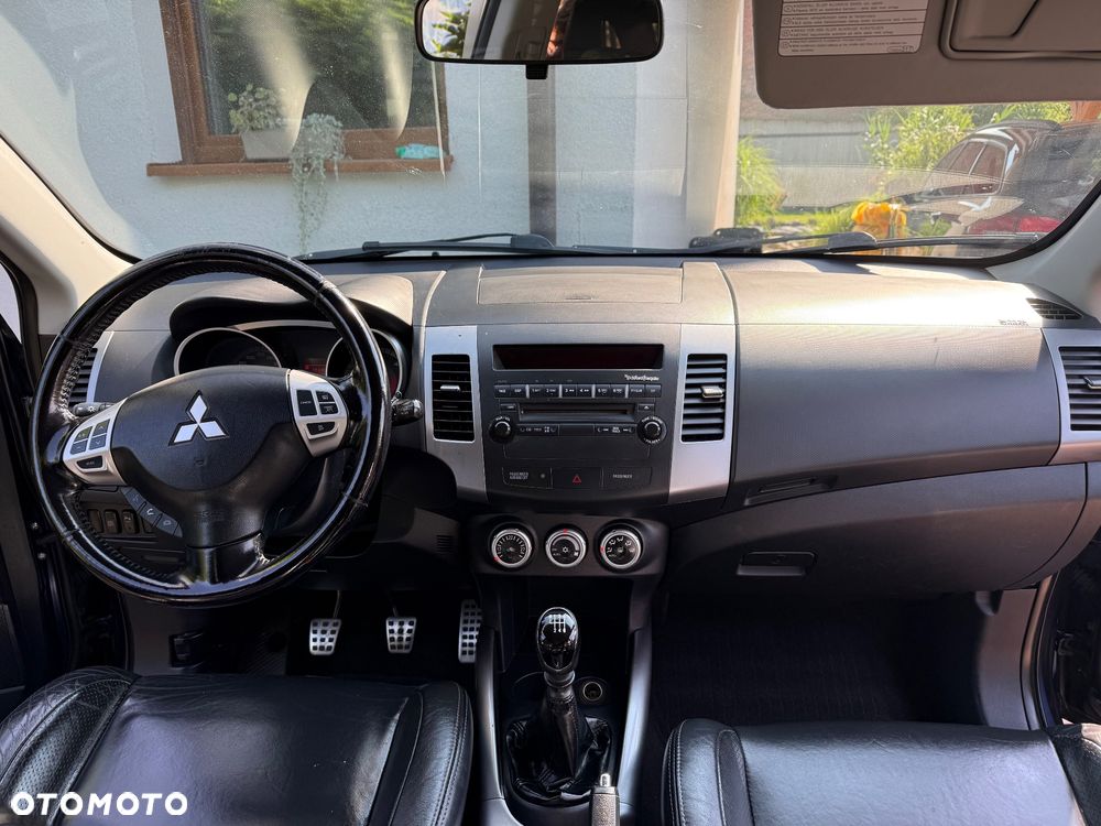 Mitsubishi Outlander 2.0 DID Instyle - 13