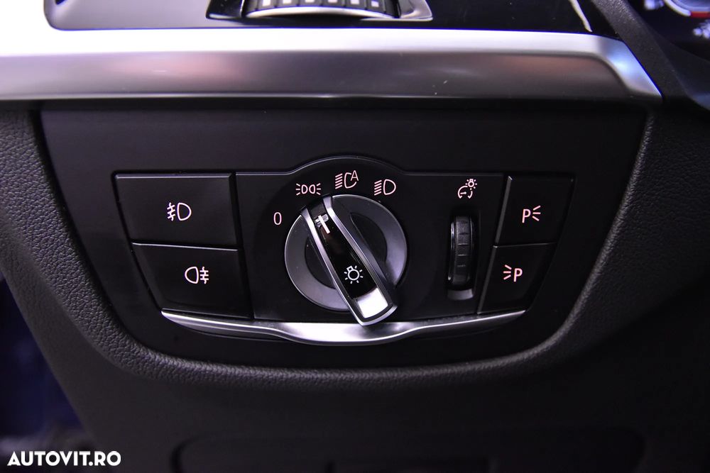 BMW X3 xDrive30e AT PHEV - 14
