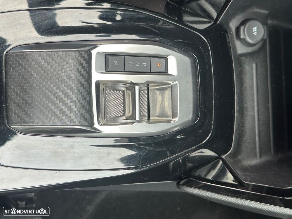 Peugeot 2008 120 VTI Auto Allure - 22
