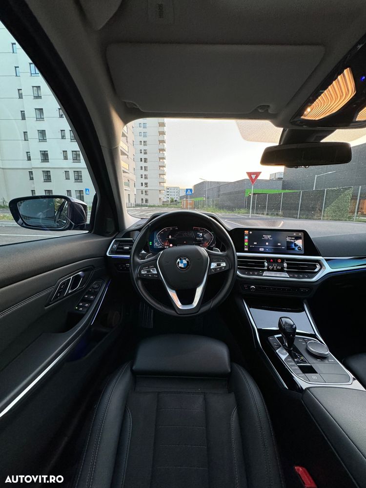 BMW Seria 3 320i xDrive Aut. Sport Line - 13