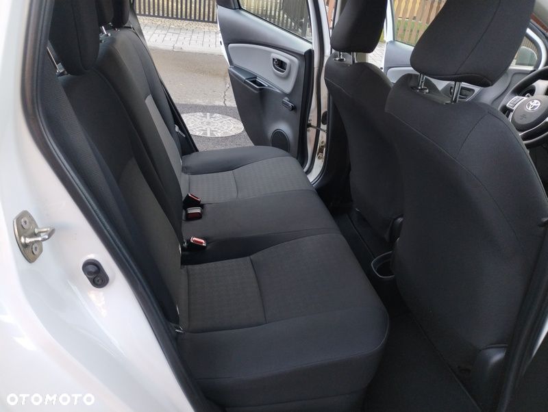 Toyota Yaris - 8