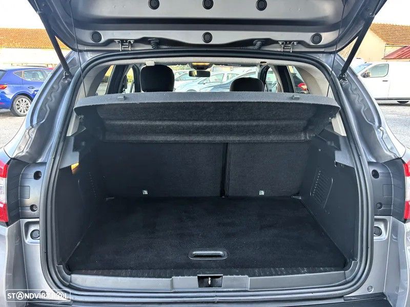 Renault Captur 1.2 TCe Exclusive EDC - 26