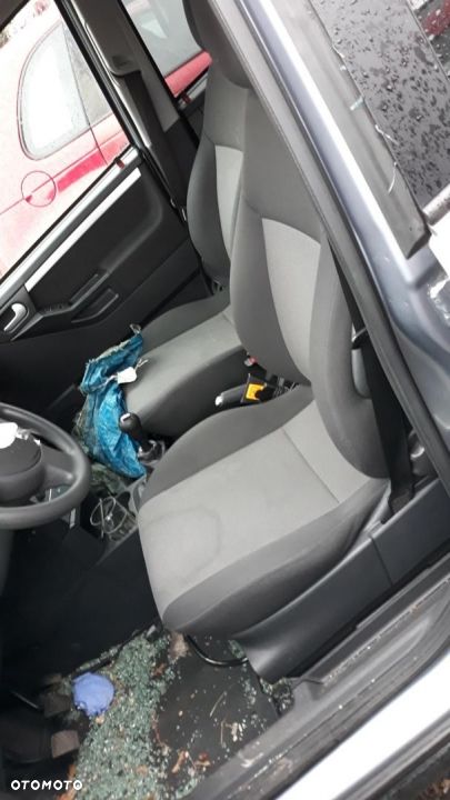 Części Opel Meriva benzyna  hatchback 5-drzwi - 6