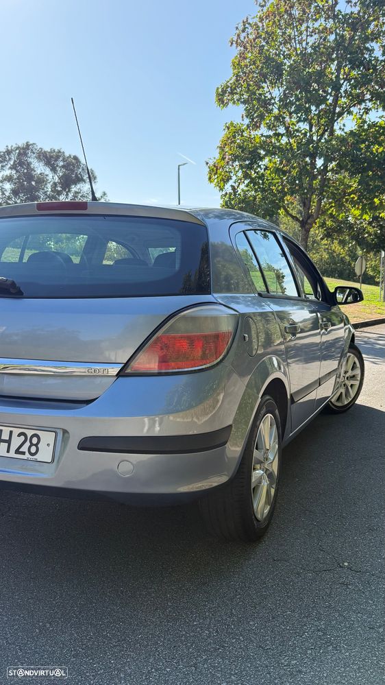Opel Astra 1.3 CDTi Edition - 23