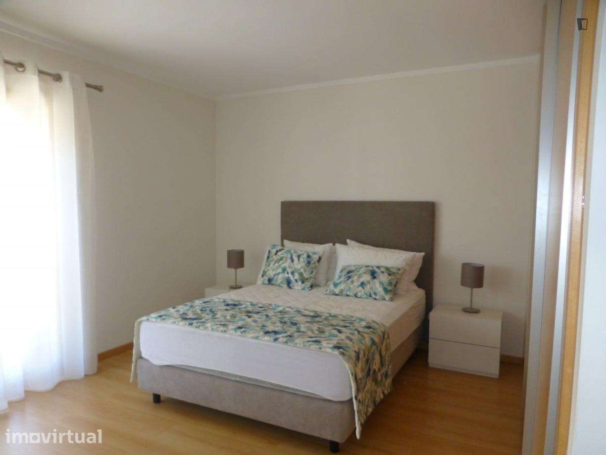 Apartamento com 2 quartos - localizado em Faro - Grande imagem: 3/23