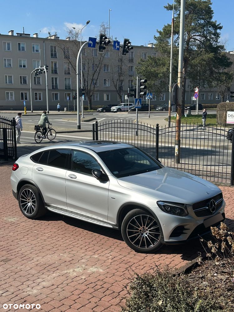 Mercedes-Benz GLC 250 4Matic 9G-TRONIC Edition 1 - 5