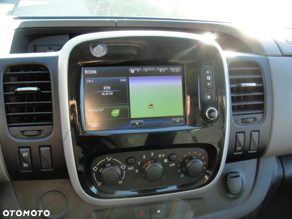 Renault Trafic - 12