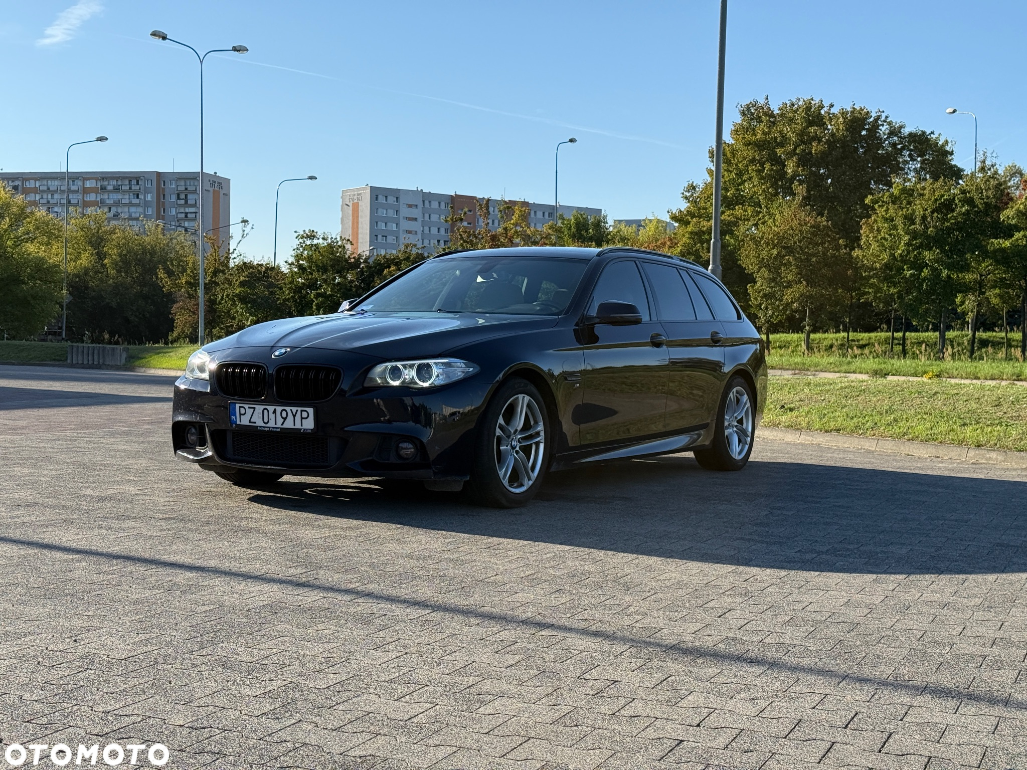 BMW Seria 5 520d Touring M Sport Edition - 2