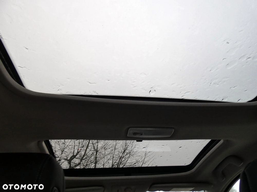 Renault Laguna 2.0 DCi Initiale - 37