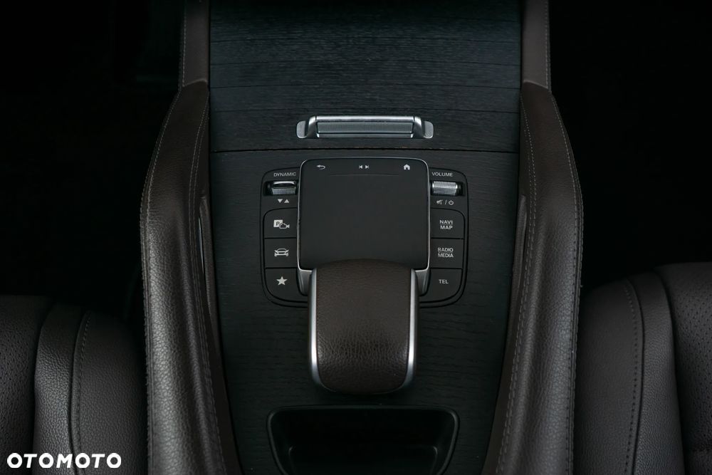 Mercedes-Benz GLE - 21